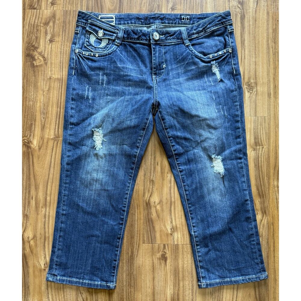 L.A. Idol USA Embellished Capri‎ Jeans Women's Size 7 Thick Stitch Denim